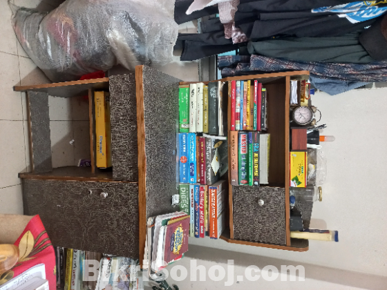 টেবিল বিক্রি করা হবে।